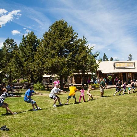 Bend-Sunriver Camping Resort 24 Ft. Yurt 16 Esterno foto