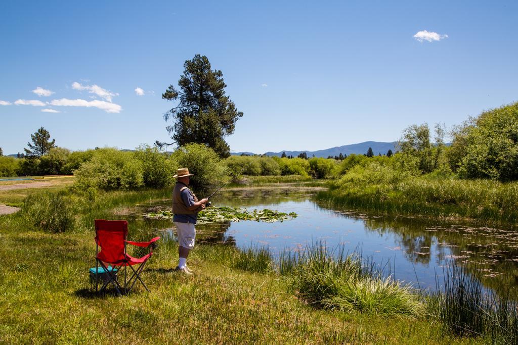 Bend-Sunriver Camping Resort 24 Ft. Yurt 16 Esterno foto