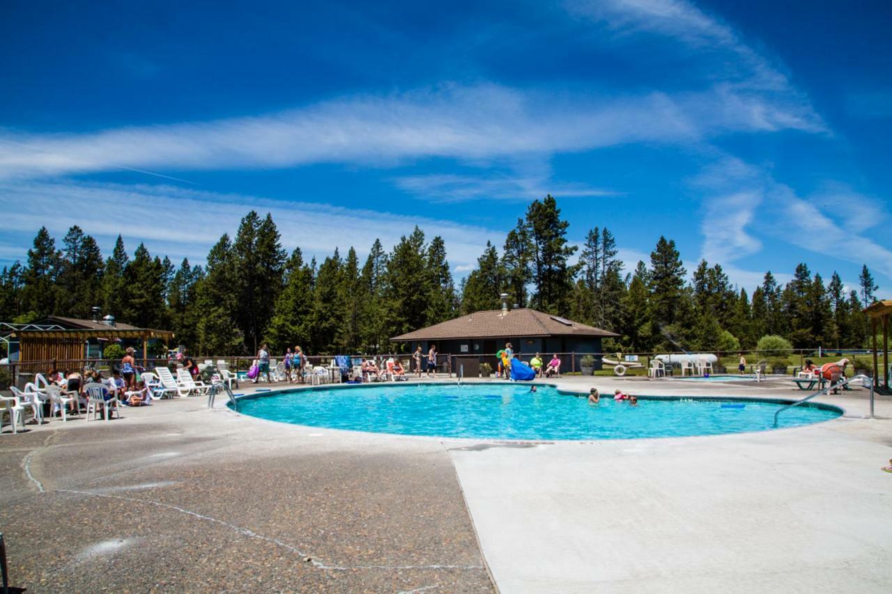 Bend-Sunriver Camping Resort 24 Ft. Yurt 16 Esterno foto